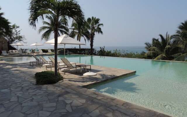 Unlimited Luxury ARENA Condo