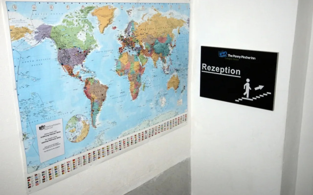 The Penny Pincher Inn - Hostel