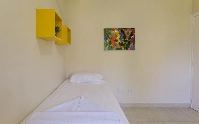 WTE - Resort-style Condominium 100m From the Beach