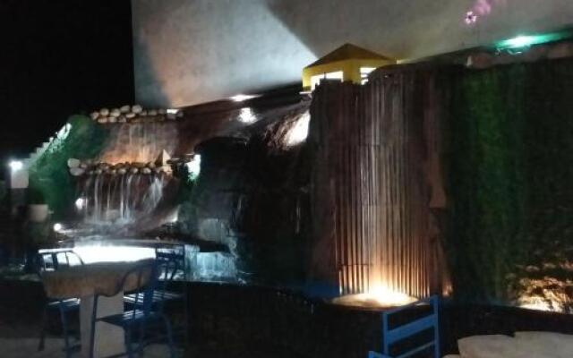 Krishna Hansraj Hotel