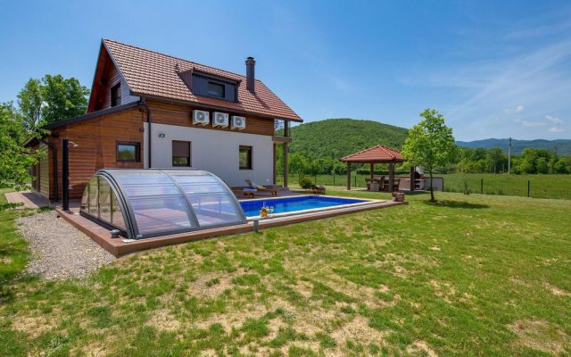 Beautiful Home in Gospic With 2 Bedrooms, Wifi and Outdoor Swimming Pool