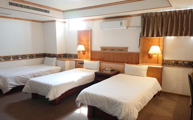 Balen Hotel