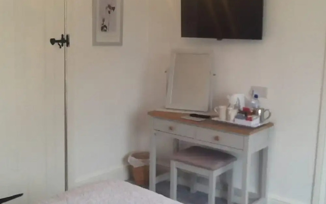 Corner Cottage B&B