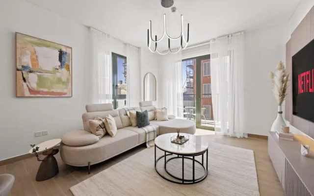 Portside Bliss La Mer 1 BR with Sea View - photo 4