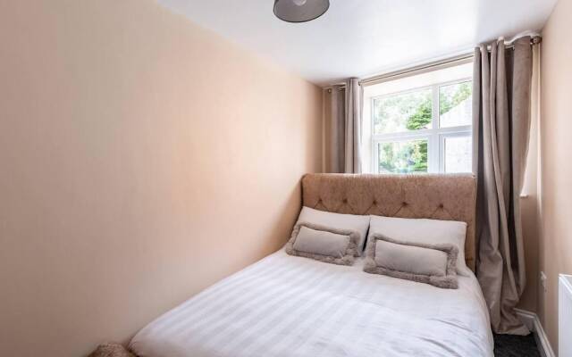 Beautiful 2-bed House in Egremont Milo's Place