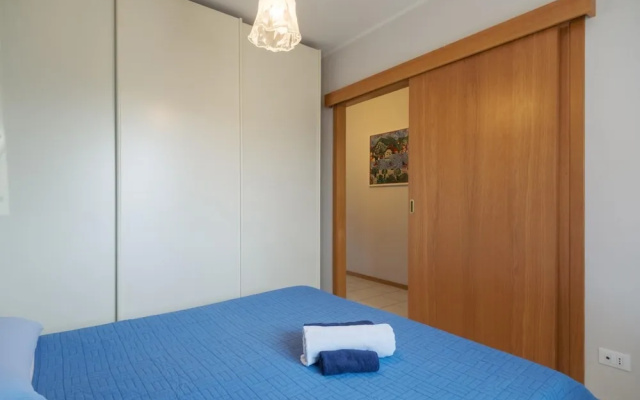 Interno 2 in Iseo With 1 Bedrooms and 1 Bathrooms