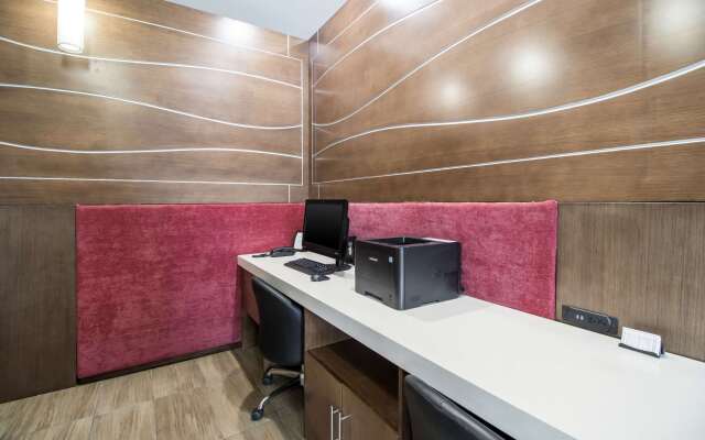 Comfort Suites Columbia I-65