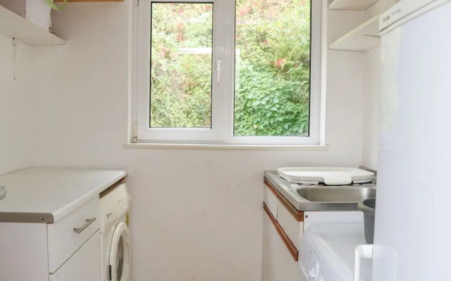 3 Bonaventure Close