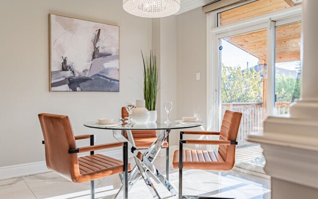 Luxury Villa - Mississauga Square One