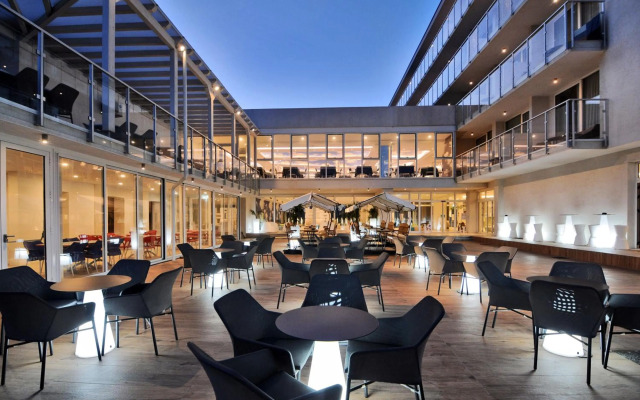 Marina Palace Hotel