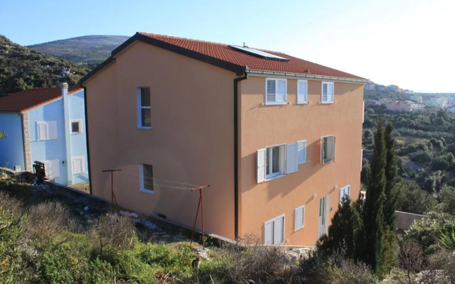 Apartments with a parking space Seget Vranjica, Trogir - 8507