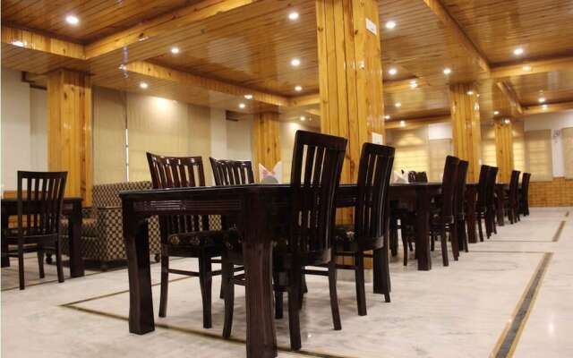 Hotel Atul Regency