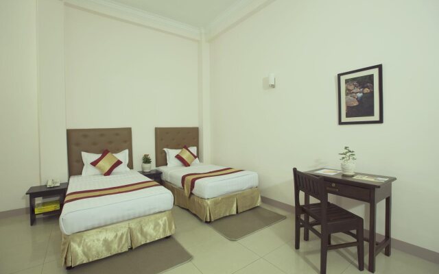 Royal Platinum Hotel