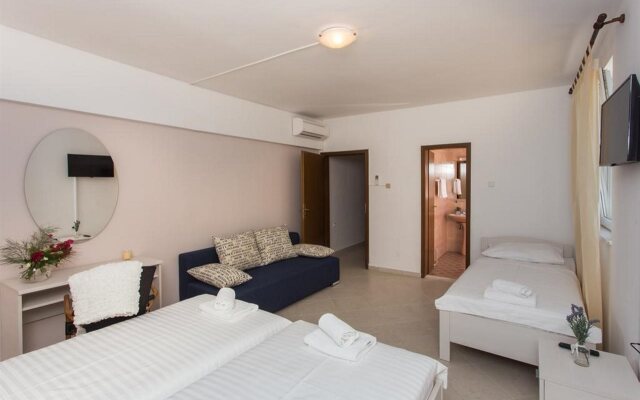 Guest House Rosa Bianca