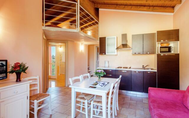 Cozy Holiday Home in Lombardy with Swimming Pool