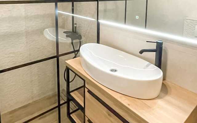 Amazing Home in Sibenik With Wifi and 2 Bedrooms