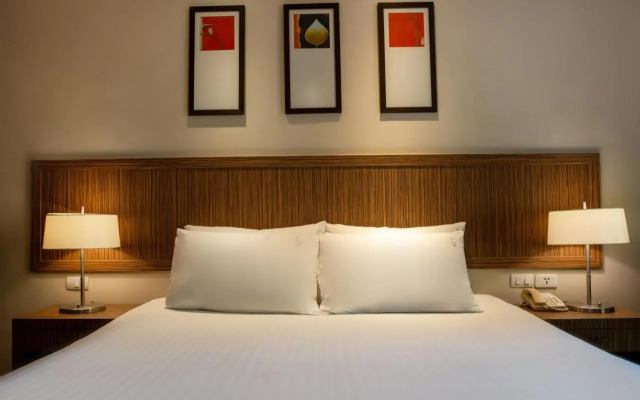 Courtyard Phuket at Surin Beach