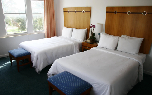 Majestic Hotel South Beach