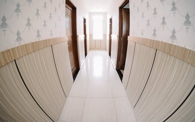 Summer Season Hotel