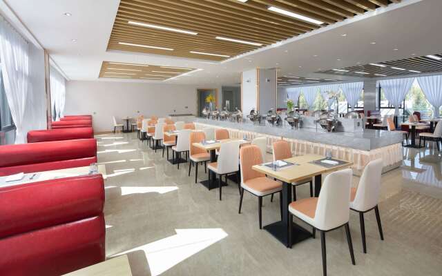 Microtel by Wyndham Lijiang