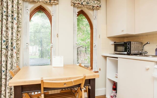 Charming Garden Studio in Shepherd's Bush