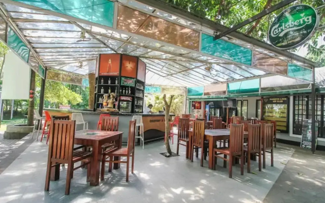 OYO 471 Randiya Hotel