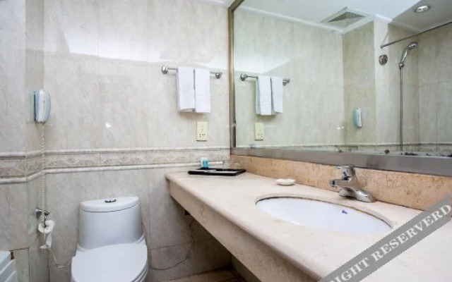 Beijing Reunion Holiday Hotel