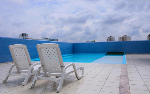 Apartamentos Amoblados en Imbanaco & Tequendama Con Aire Acondicionado Y Piscina