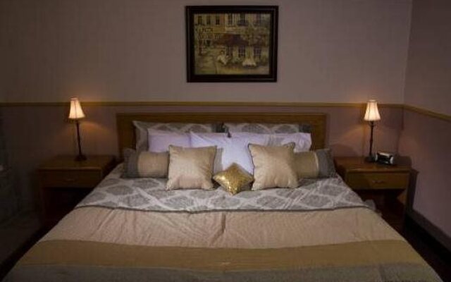 Thunder Bay Inn