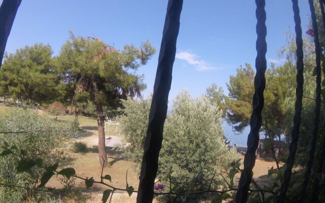 Rainbow Bay Ozdere Beach Hotel