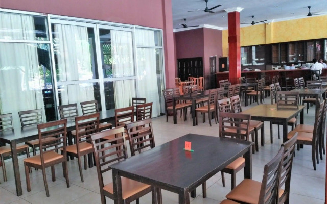 Teluk Batik Holiday Apartment