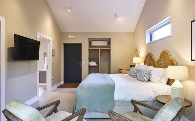 The Weeping Willow Lodges