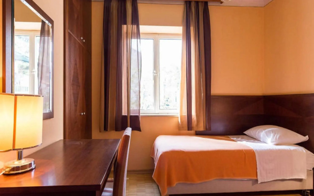 Sipa Apartments