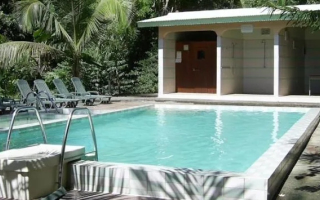 Sunset Bay Club & SeaSide Dive Resort