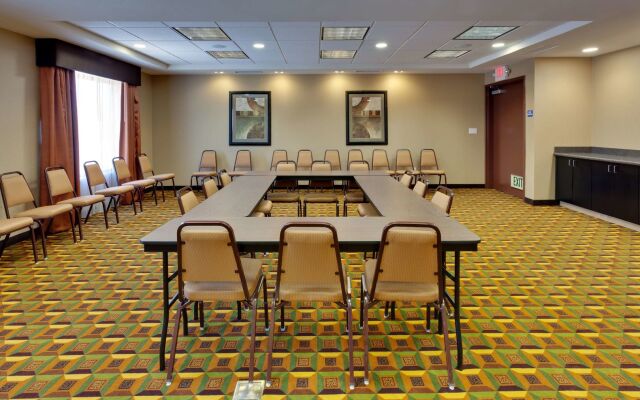 Hampton Inn & Suites Fresno-Northwest