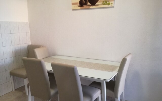 House Karlo Apartments