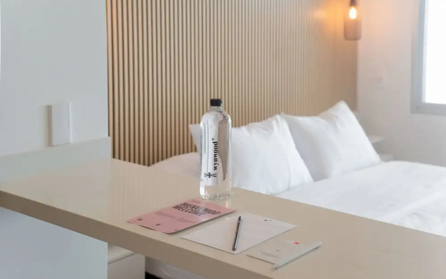 w Lovely Loft With Balcony in Crespo