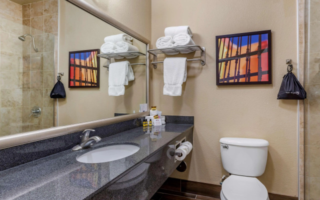 Best Western Plus Winslow Inn