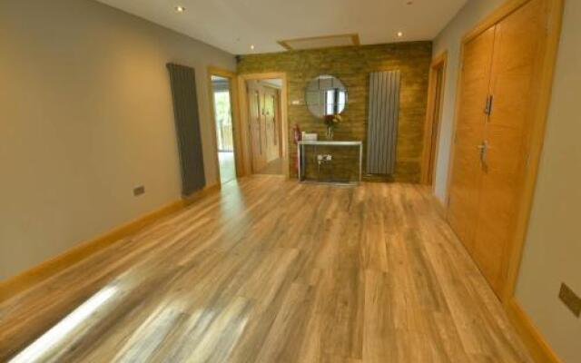 Inchree Rooms & Chalets