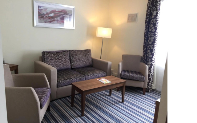 Holiday Inn Reading West by IHG