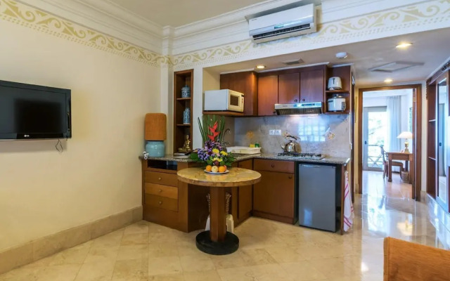 Club Bali Family Suites @Legian Beach
