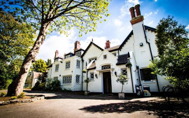 The Alverbank Hotel
