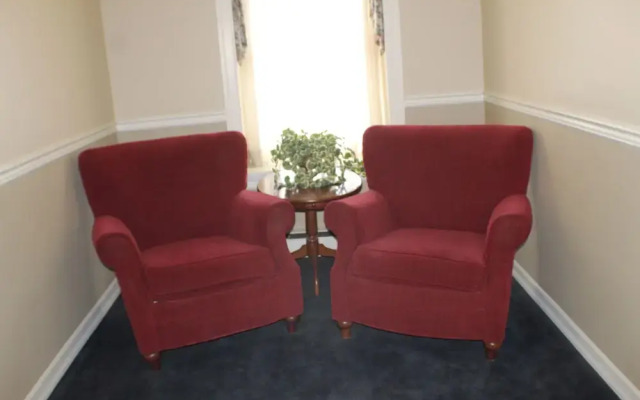 Waynebrook Inn, Est 1865