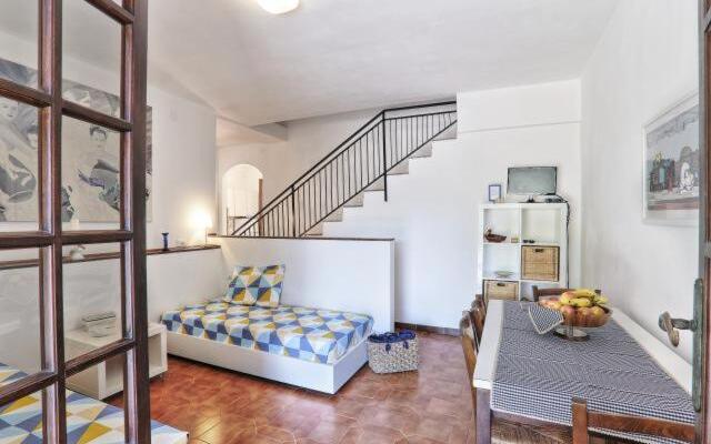 Villa Artistica App.1/Trilo 6 (Trilocale)