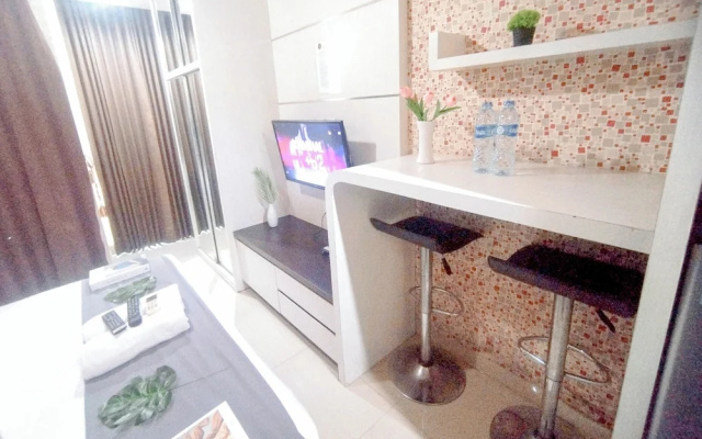 Modern And Tiny Studio At Tamansari Papilio Apartment – Guest Rooms – Surabaya