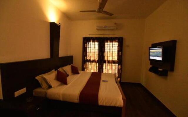 Lake View Hotel