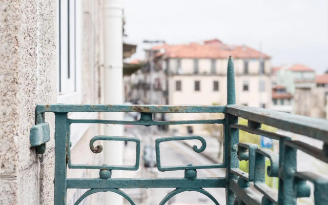 GuestReady - Ao Coliseu 2D Central studio suite