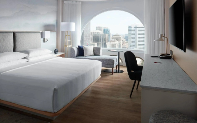 Montreal Marriott Chateau Champlain