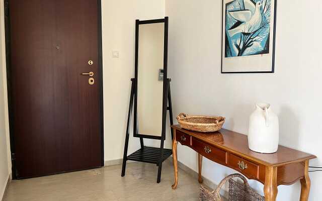Penthouse Apartment and Studio