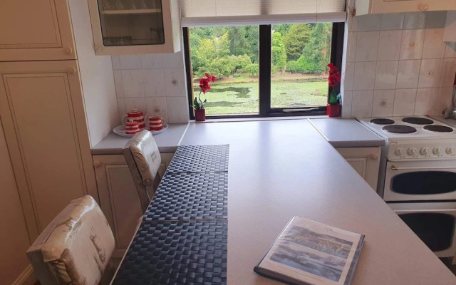 Lake View Villa - Rosecraddoc Manor